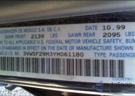 2000 Volkswagen Jetta из США, поврежденный, VIN 3VWSF29M3YM061180